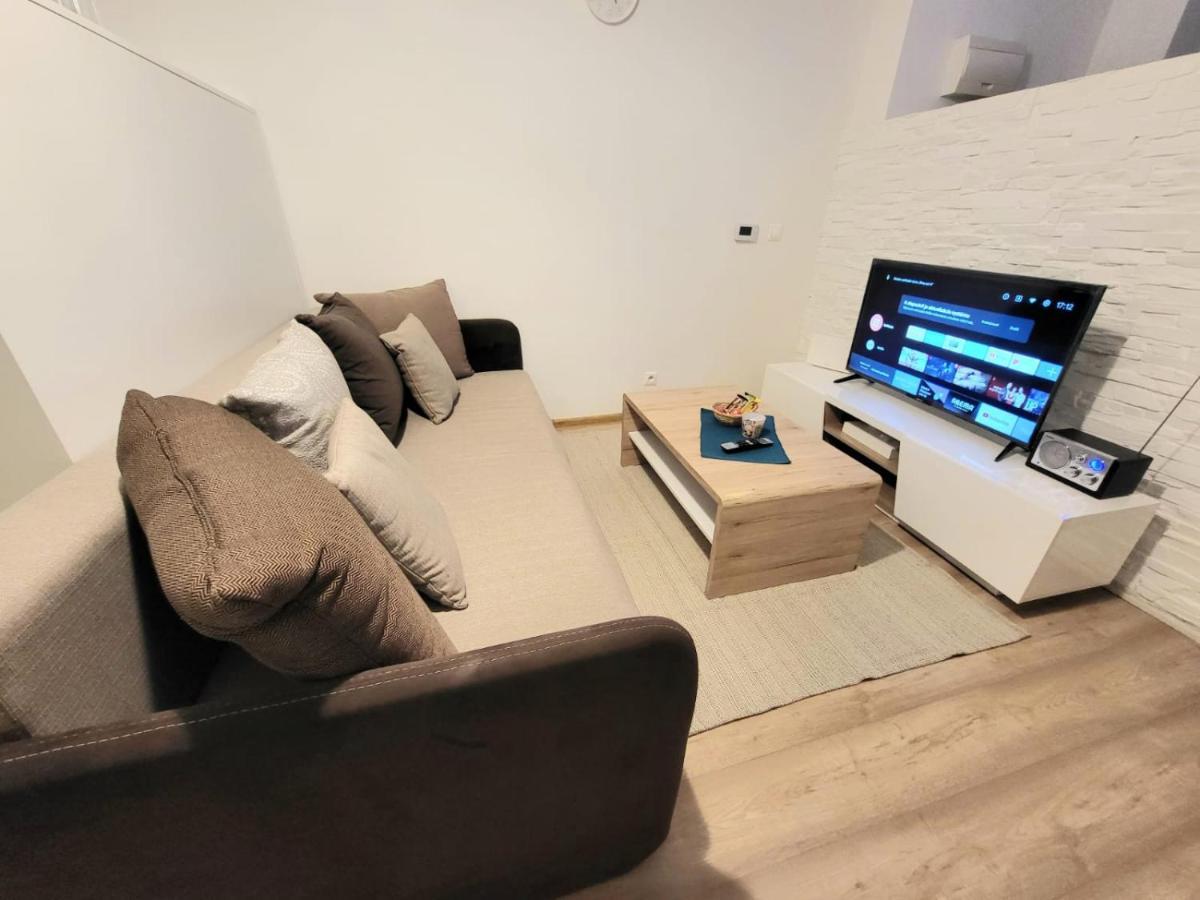 Velky Apartman 3 Apartman Pozsony Kültér fotó